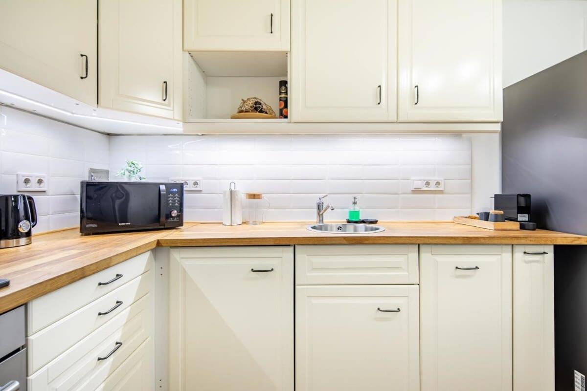 Convenient Apartment At Gastro Driven Location บูดาเปสต์ ภายนอก รูปภาพ